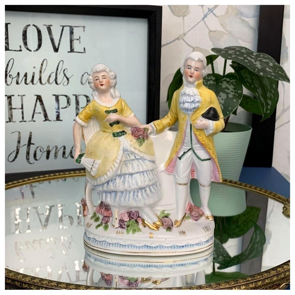 #26 Vintage Flower Vase French Couple Man Lady Porcelain Figurine Signed Germany